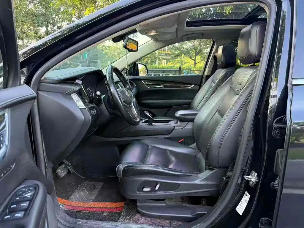 CADILLAC XT5 2018