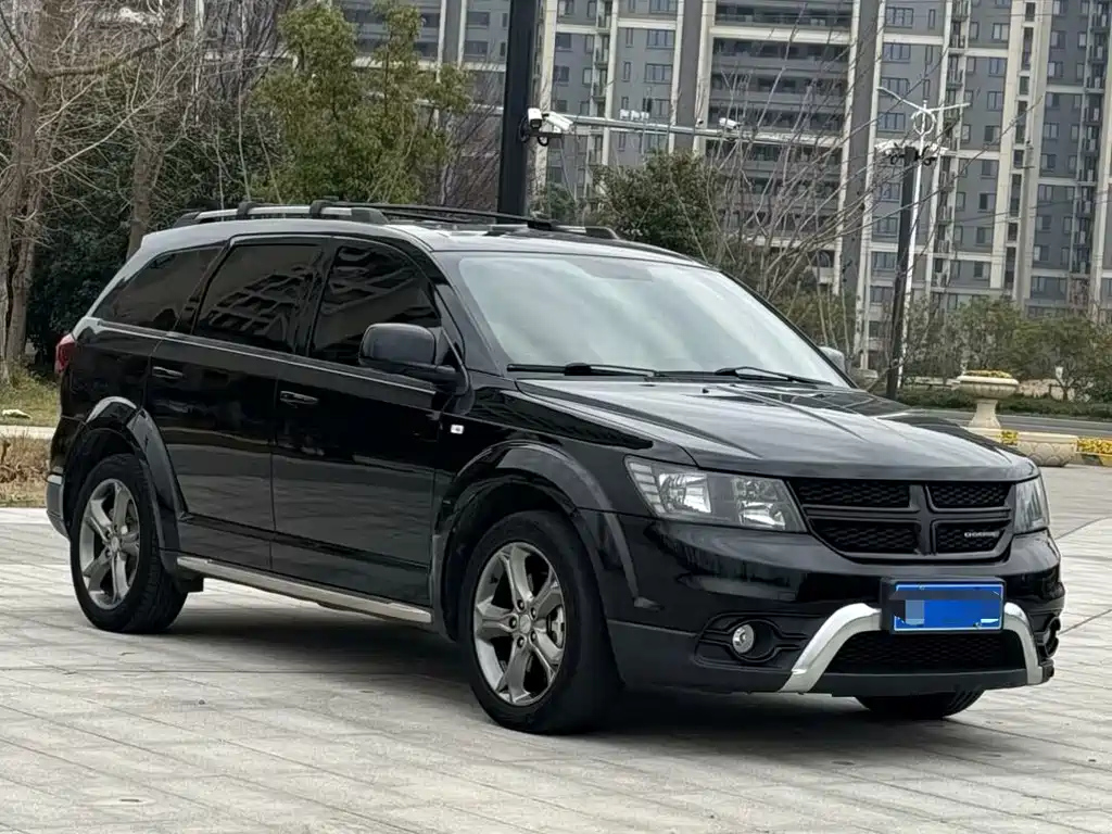 DODGE JCUV 2015