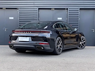 Заказать PORSCHE PANAMERA
