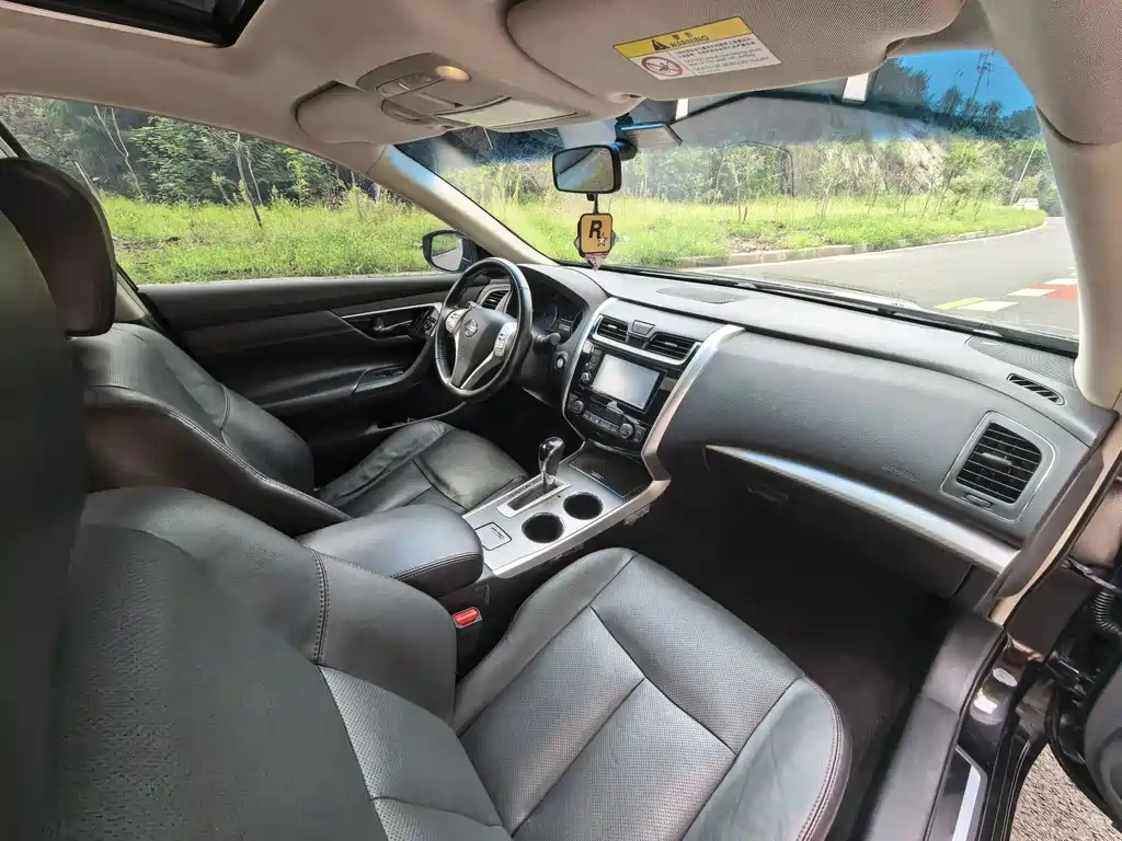 NISSAN TEANA 2018