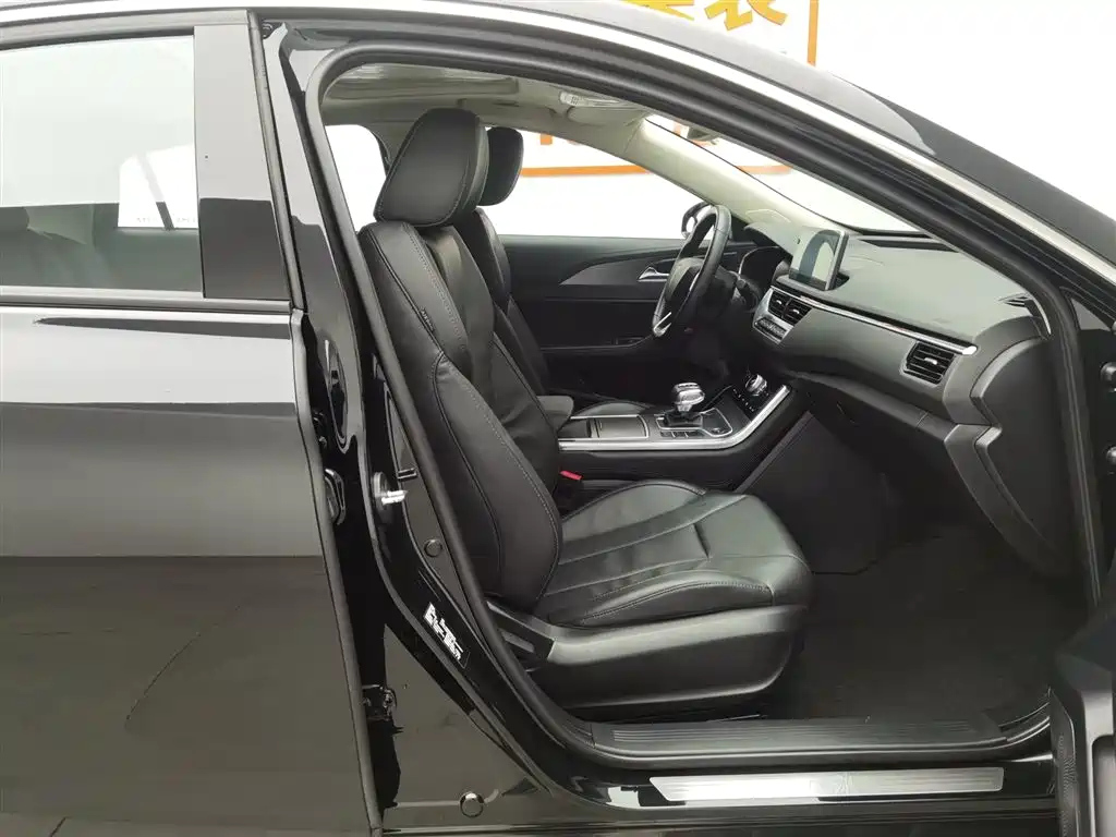 HONGQI H5 2022