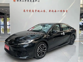 TOYOTA CAMRY 2025