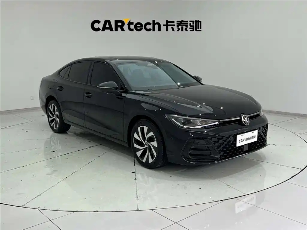 VOLKSWAGEN PASSAT 2025