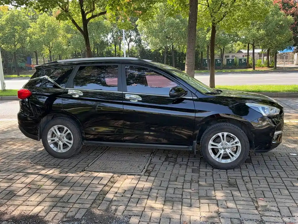 HAVAL M6 2018