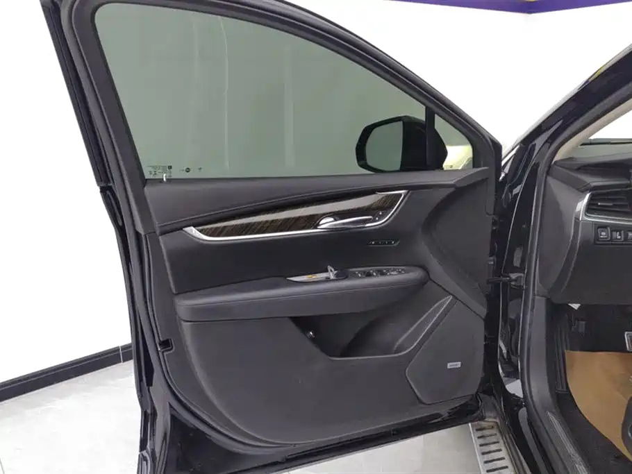 CADILLAC XT5 2019