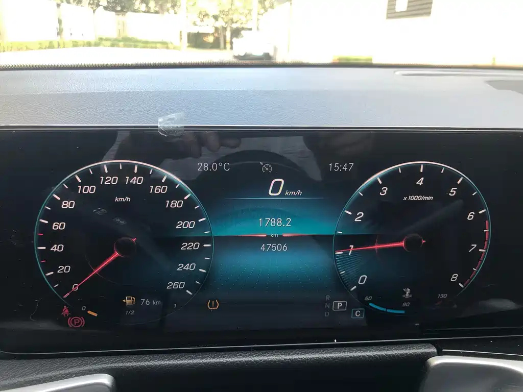 MERCEDES BENZ GLB 2022