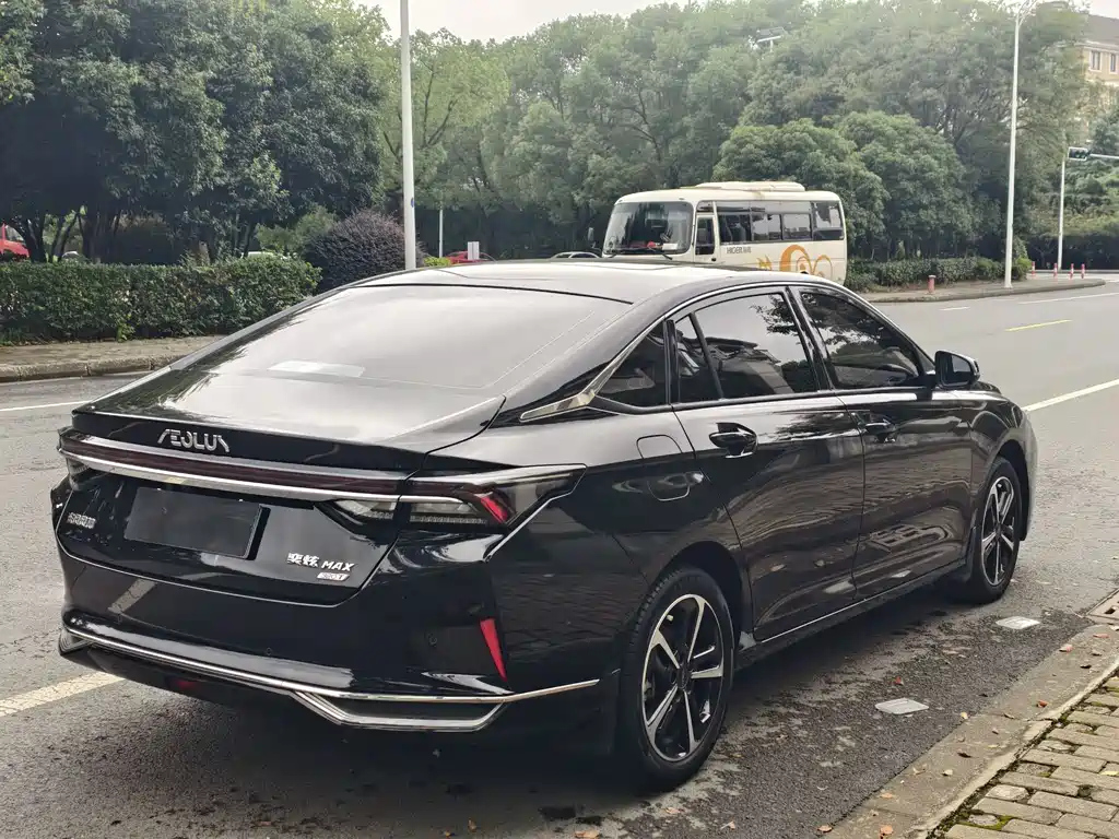 DONGFENG AEOLUS MAX 2023