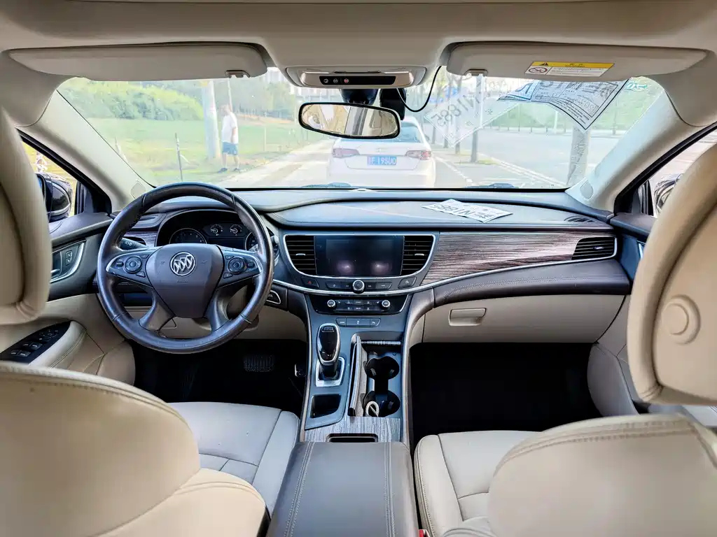 BUICK LACROSSE 2017