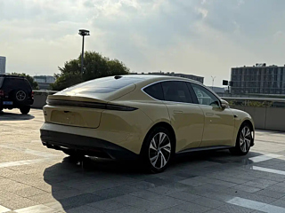 NIO ET5 2022 YEAR 75KWH 2022