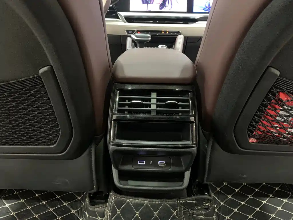 GEELY AUTO MONJARO 2021