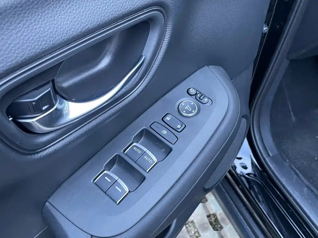 HONDA HR-V 2023