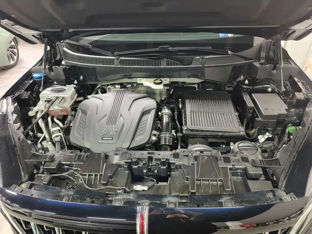 HONGQI HS3 PHEV 2024