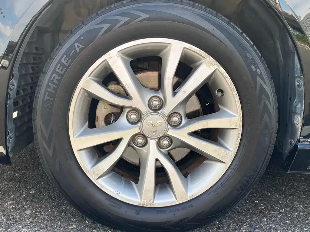 MITSUBISHI LANCER EX 2014