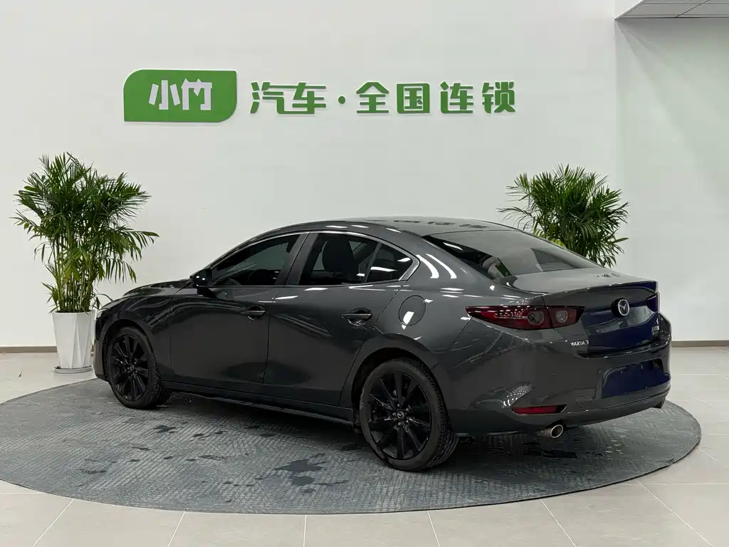 MAZDA 3 AXELA 2022