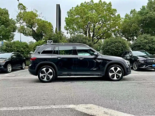 MERCEDES BENZ GLB 2023