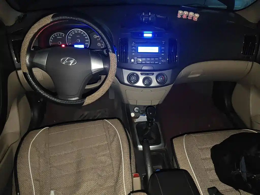 HYUNDAI CELESTA 2011