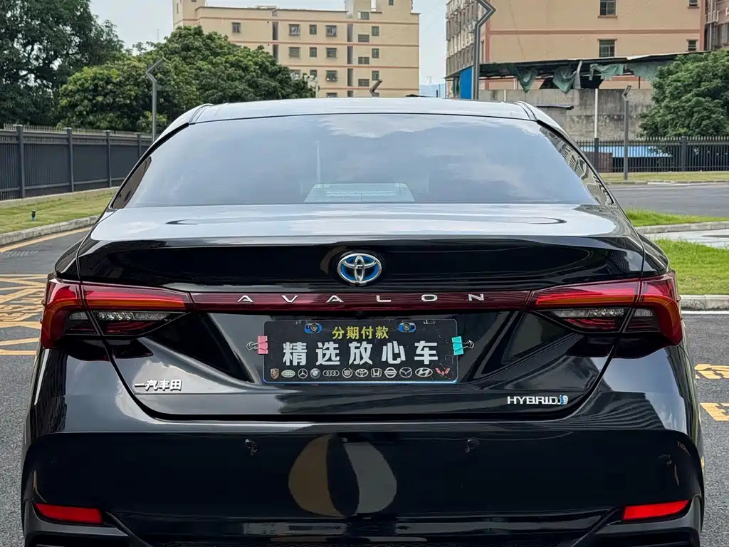 TOYOTA AVALON 2020