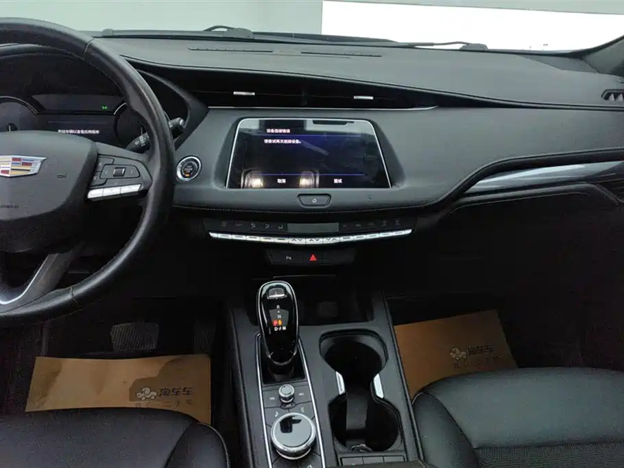 CADILLAC XT4 2020