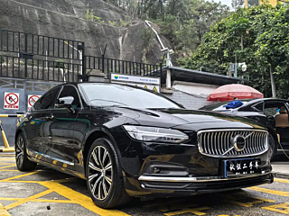 VOLVO S90 2021
