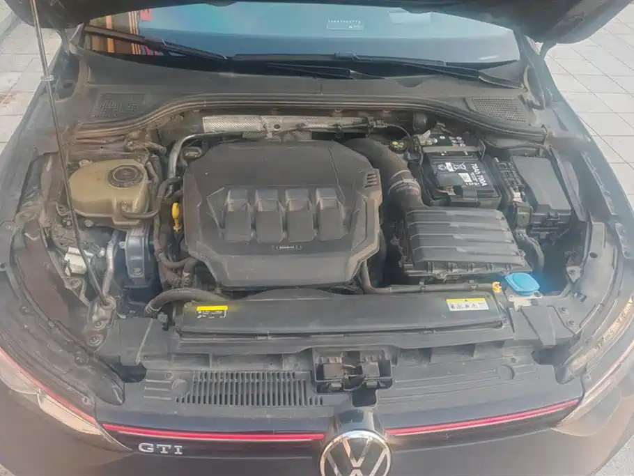 VOLKSWAGEN GOLF GTI 2022