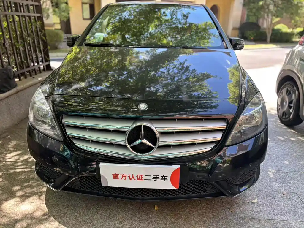 MERCEDES BENZ B-CLASS 2015