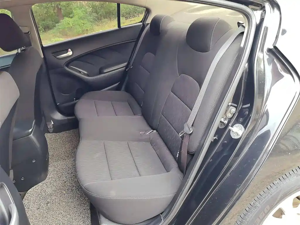 KIA K3 2015