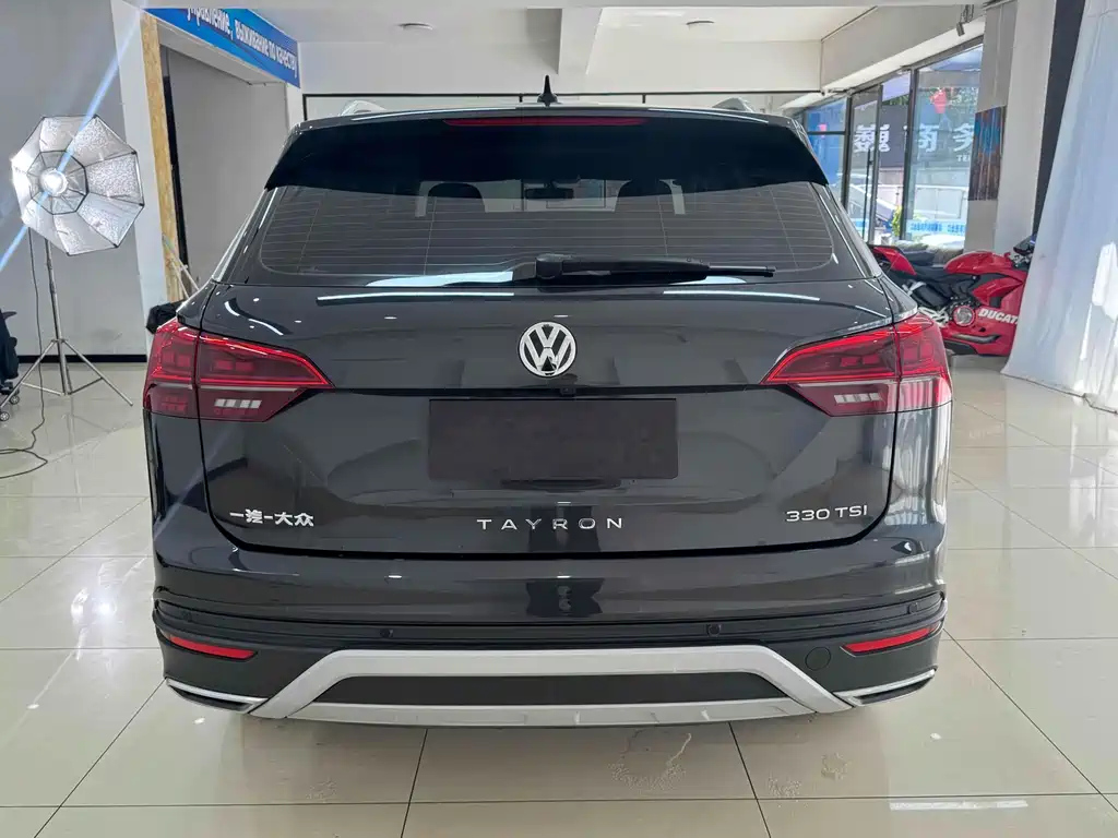 VOLKSWAGEN TAYRON 2021