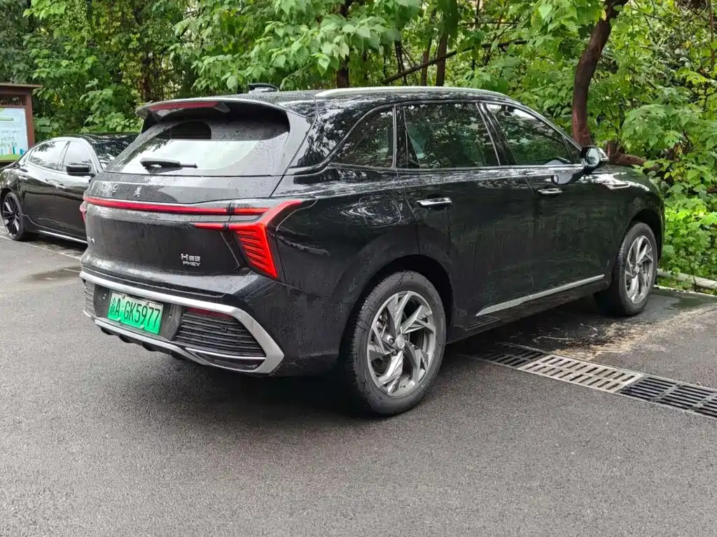 HONGQI HS3 PHEV 2025