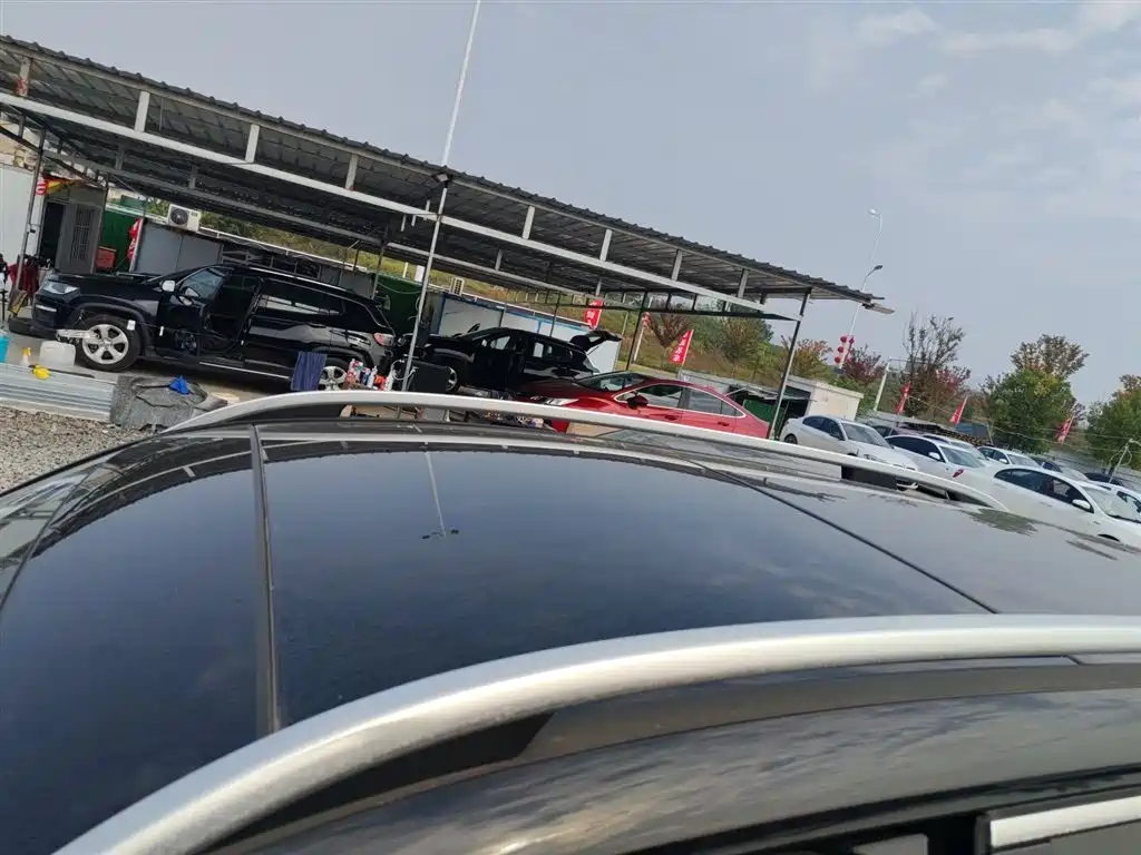 MERCEDES BENZ GLB 2023