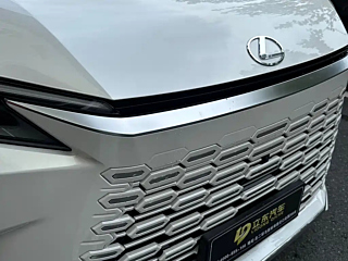 LEXUS LM  2023 YEAR 500H  SEATS  EDITION 2023