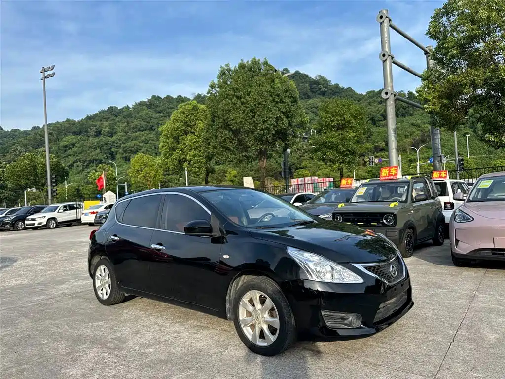 NISSAN TIIDA TIIDA 2014