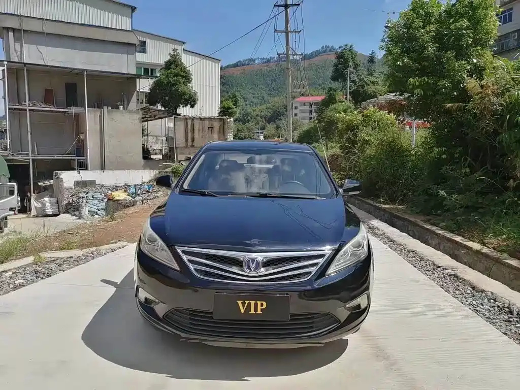 CHANGAN EADO 2014