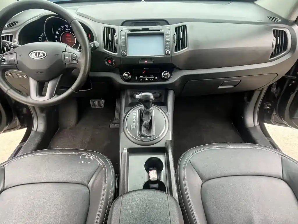 KIA SPORTAGE 2012