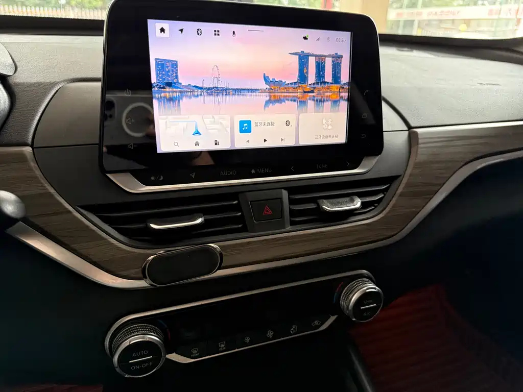 NISSAN TEANA 2021