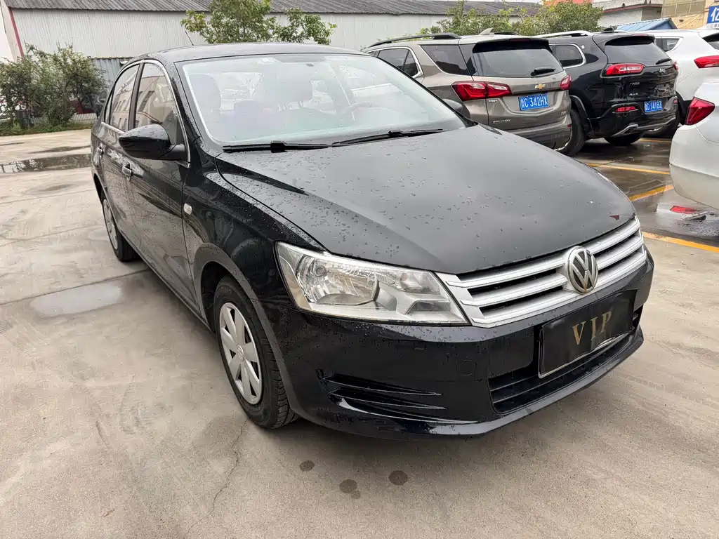 VOLKSWAGEN SANTANA 2016