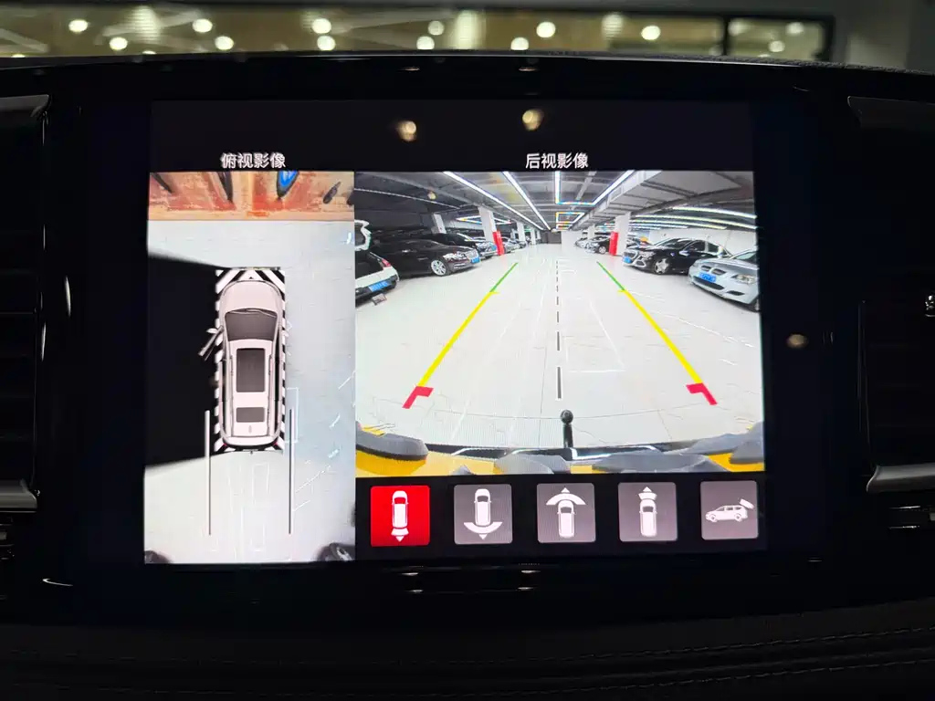 CHRYSLER BIG 捷龙PHEV IMPO 2025