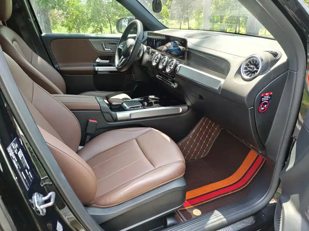 MERCEDES BENZ GLB 2022