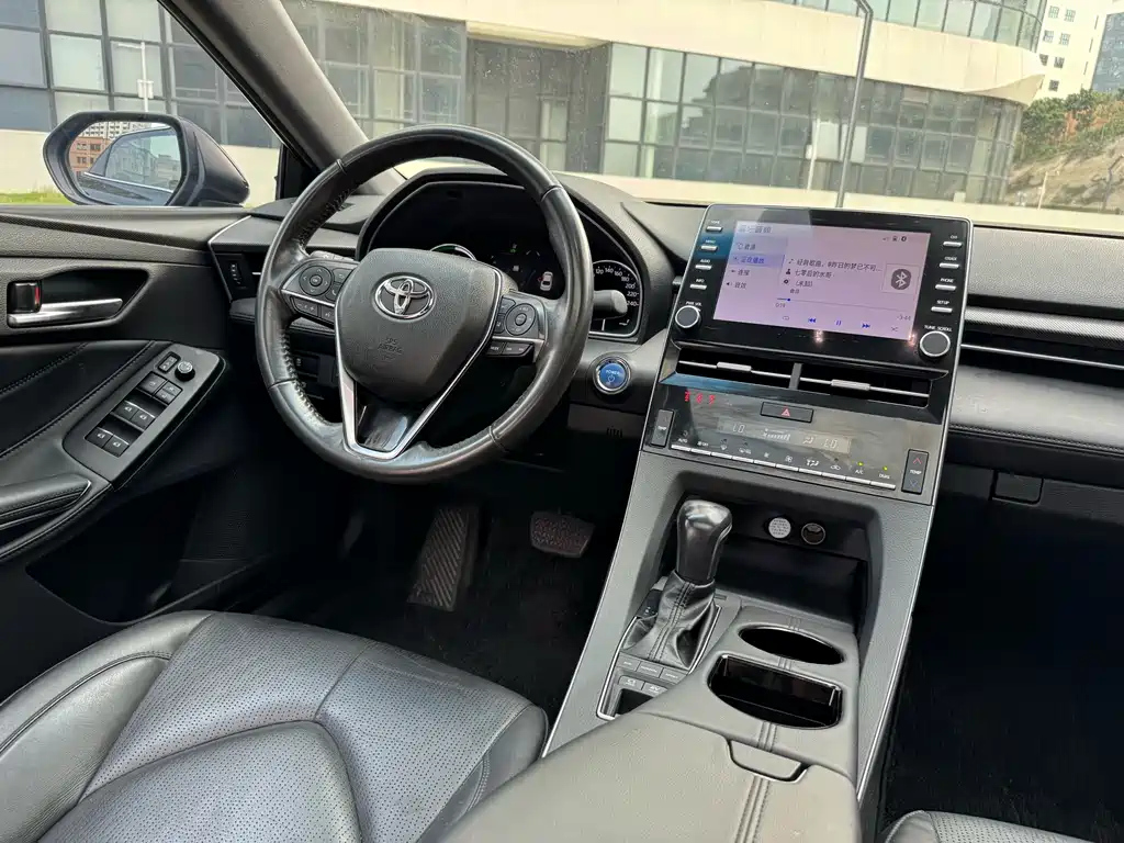 TOYOTA AVALON 2020