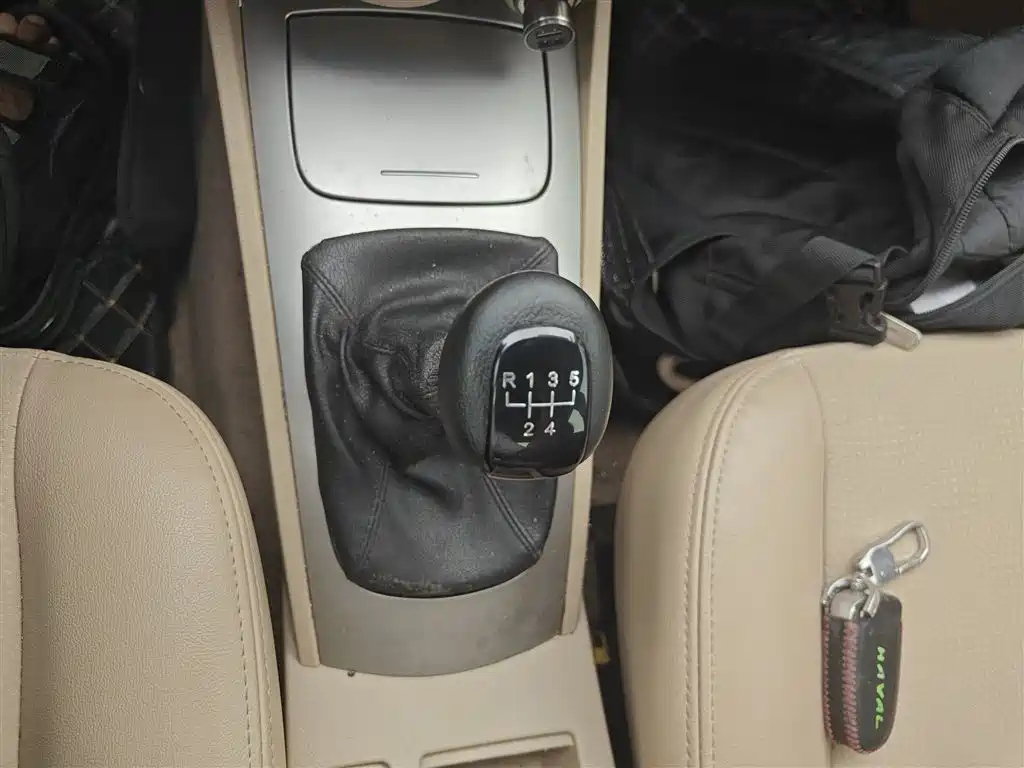 BUICK EXCELLE 2013
