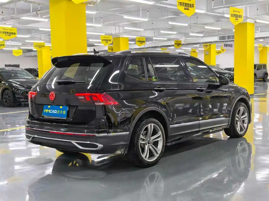 VOLKSWAGEN TIGUAN L 2022