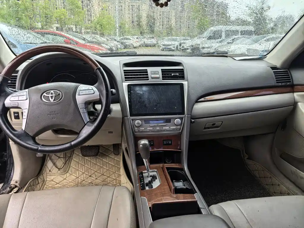 TOYOTA CAMRY 2013