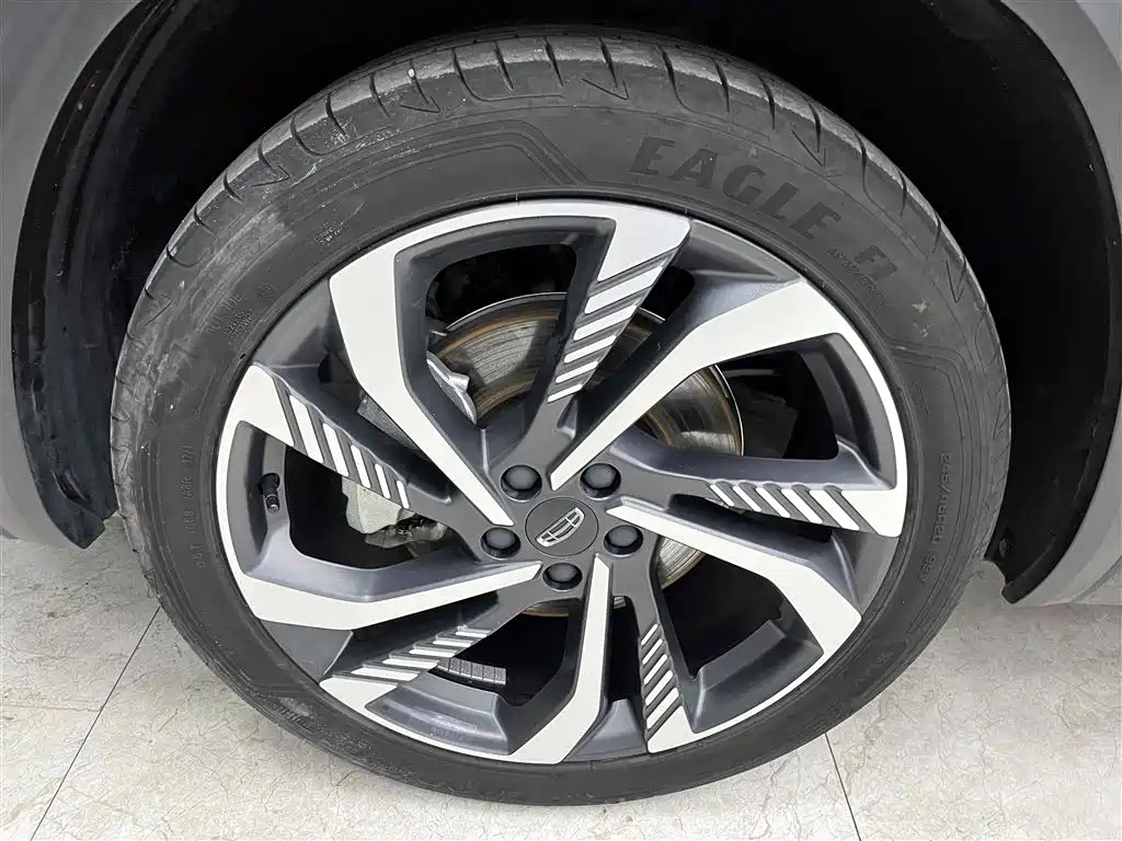 GEELY AUTO MONJARO 2021