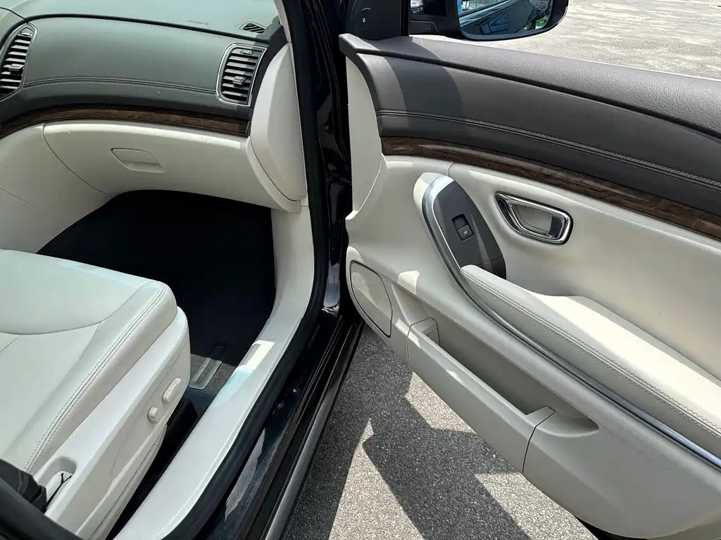 ROEWE E950 2016