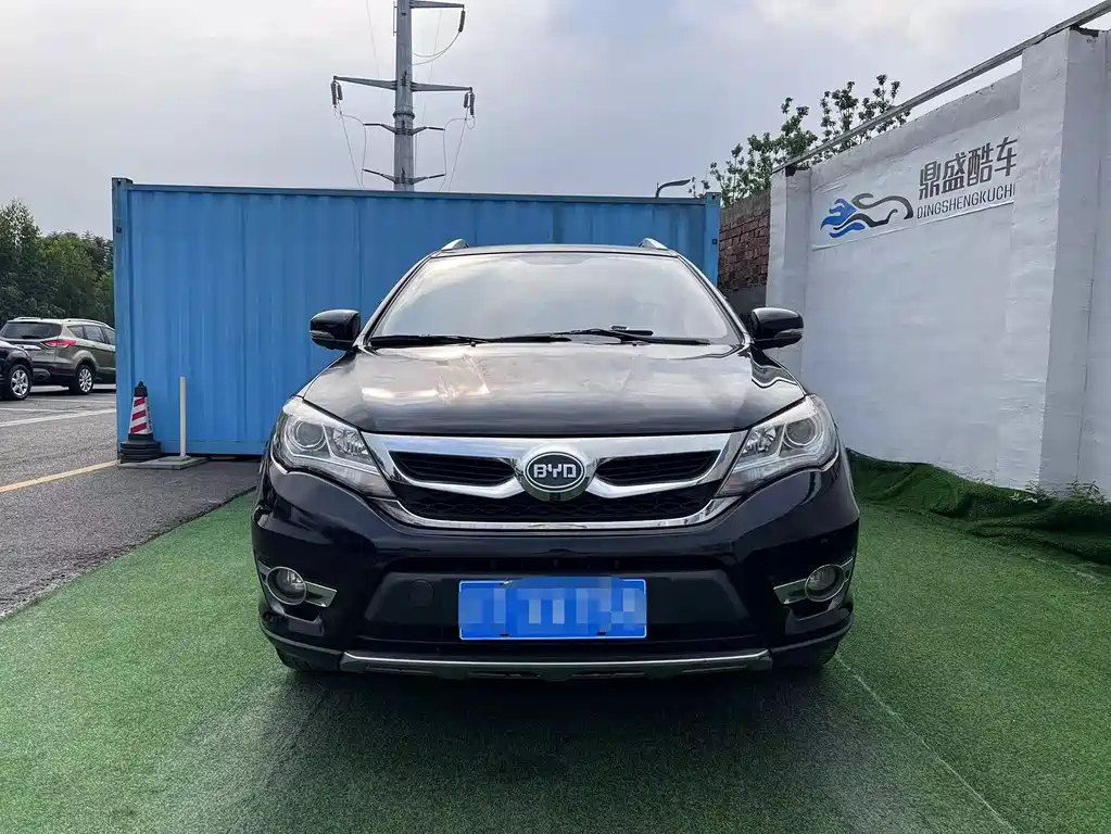 BYD S7 2015