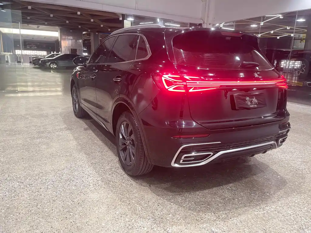 HONGQI HS5 2023