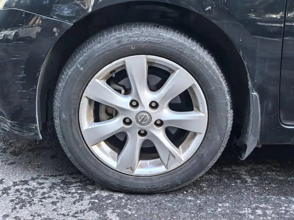 NISSAN TIIDA TIIDA 2012