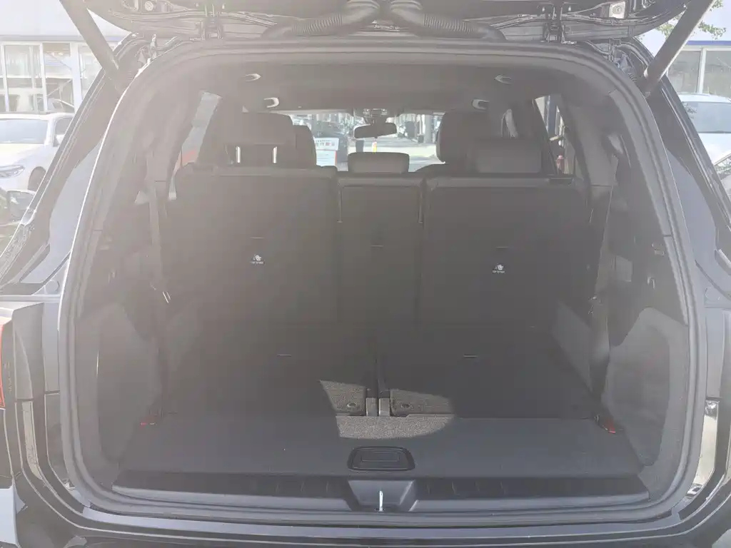 MERCEDES BENZ GLB 2023