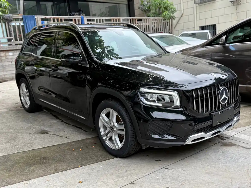 MERCEDES BENZ GLB 2022