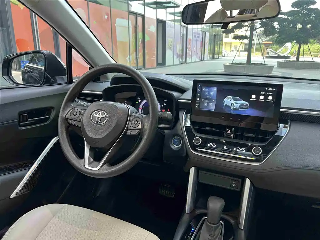 TOYOTA FRONTLANDER 2024