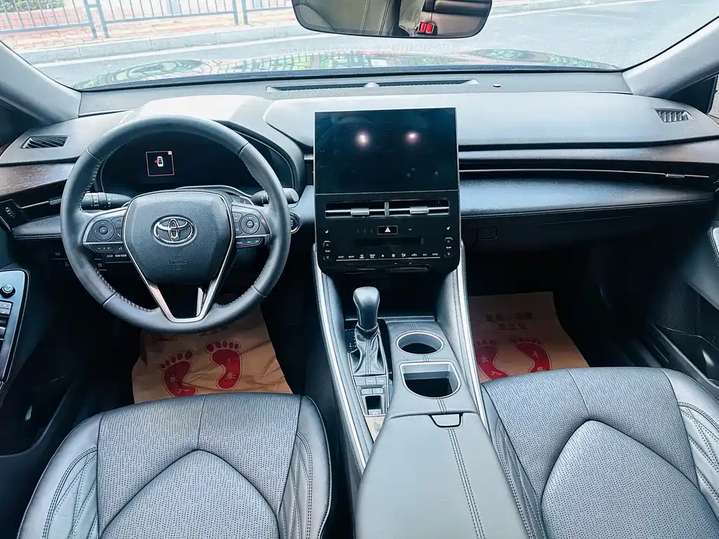 TOYOTA AVALON 2022